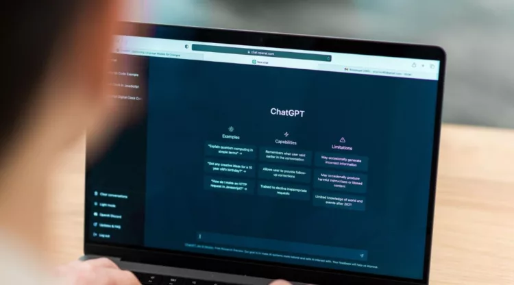 How to Use ChatGPT to Find the Perfect Domain Name