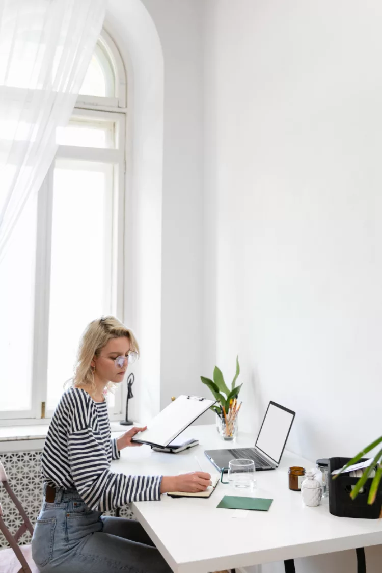 HOMEOFFICE